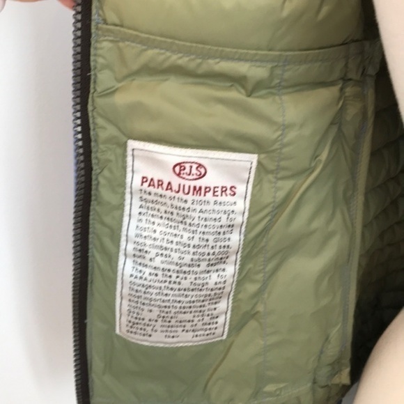 Parajumpers- light weight jacket. SZ Small. Like new - Picture 7 of 12